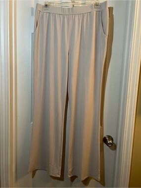 🦋Comfort-Stretch Wynne layers Wide Leg Pants in Light Taupe size xlarge